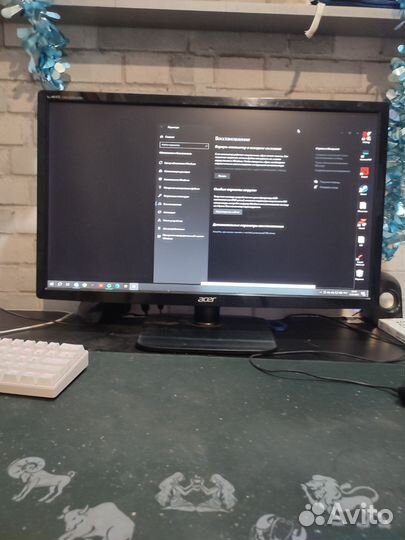 Монитор Acer 27
