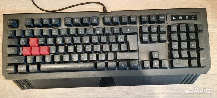 Игровая механическая клавиатура