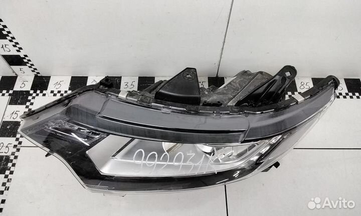Фара левая Mitsubishi Outlander 3 Restail 2 галоген