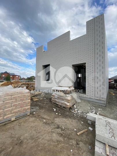 Дом 102 м² на участке 5 сот.