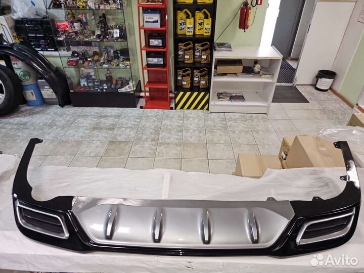 Задний бампер Kia K5 20- нижняя часть в сборе