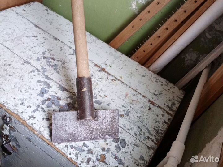 Топор ледоруб