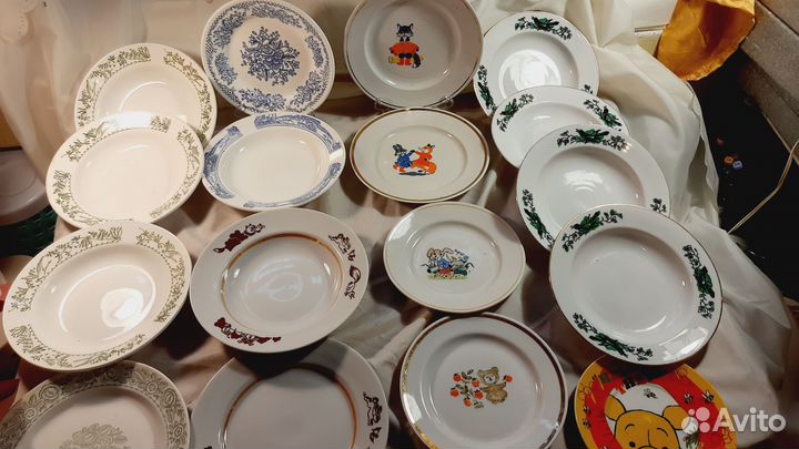 Посуда, тарелки, стаканы, салатники, хрусталь