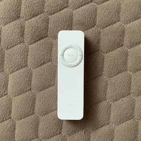 iPod shuffle 1GB M9725FD/A