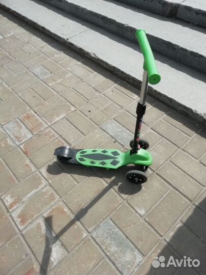 Самокат детский трехколесный бу
