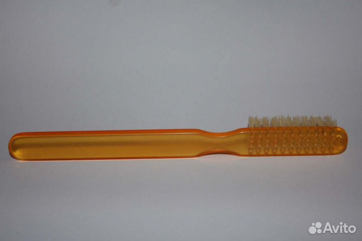 Широкая зубная щётка ркка на войну