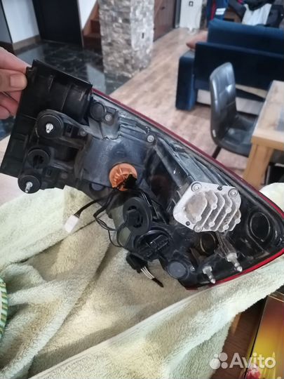 Фонарь задний левый на renault koleos 2