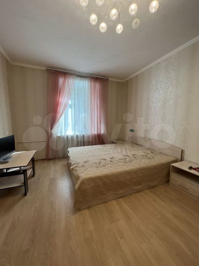 3-к. квартира, 80 м², 2/3 эт.