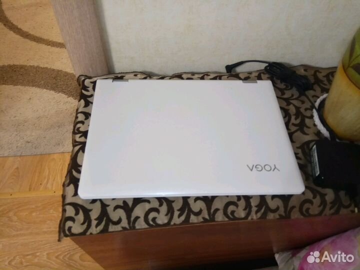 Ноутбук Lenovo Yoga