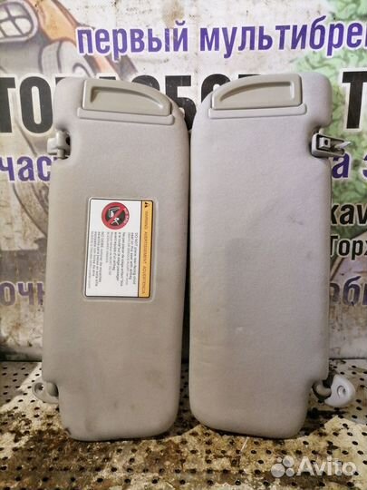 Козырек солнцезащитный левый правый комплект Chevr