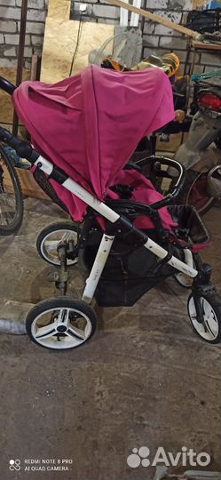 Прогулочная коляска