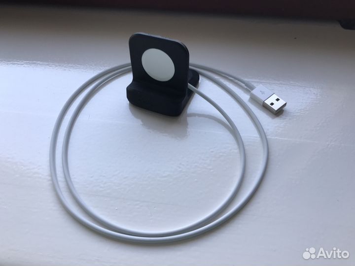 Шнур для зарядки Apple Watch с подставкой