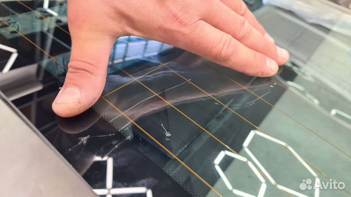 Заднее стекло Volvo XC60 2е поколение