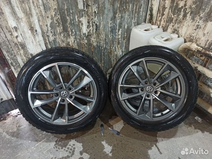 Bridgestone Blizzak Ice 235/55 R18