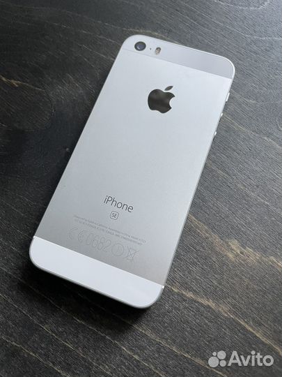 iPhone SE 128gb