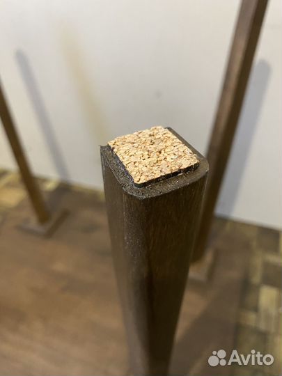 Журнальный столик