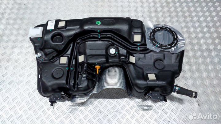 Б/У Бак топливный Состояние отличное, оригинал