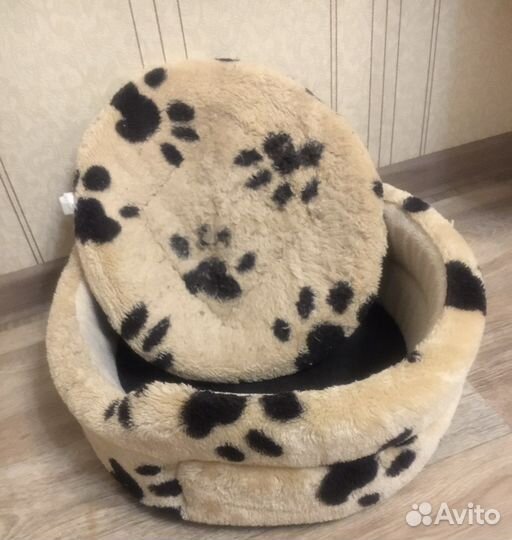 Лежанка для маленьких собак и кошек