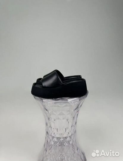 Шлепанцы женские 38 размер черные