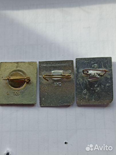 Знаки кандидатов и мастеров спорта