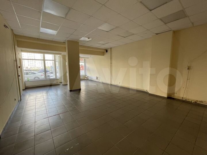 Аренда 17 м² на высоком трафике на первой линии