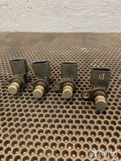 Датчик положения распредвала Bentley Continental