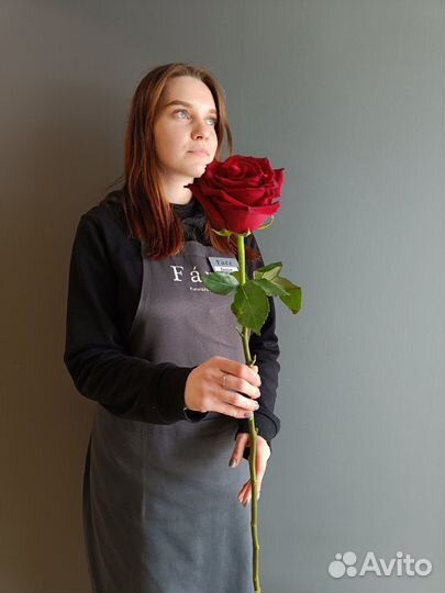 Букет красных роз 80 см