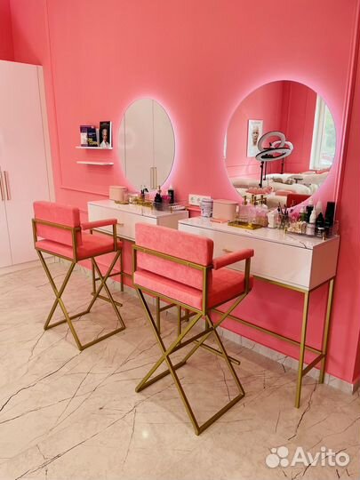 Стул визажиста