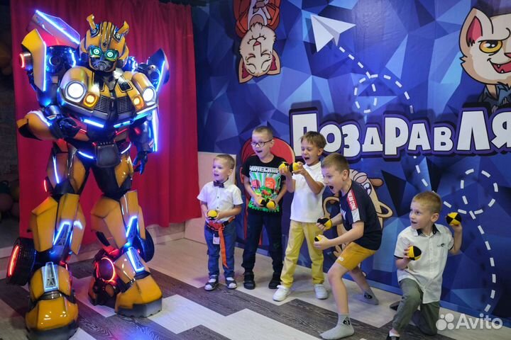 Аниматор трансформер Бамблби
