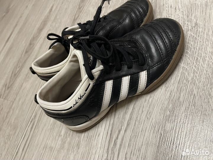 Кроссовки adidas