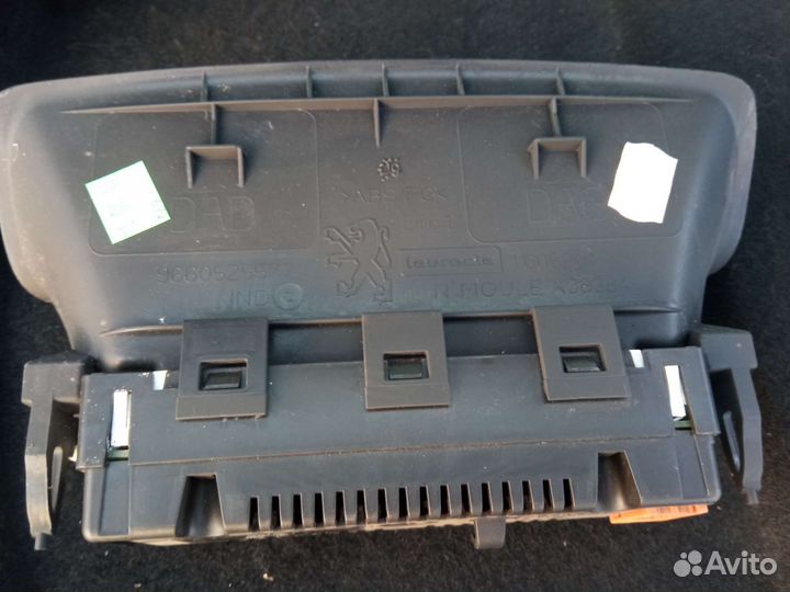 Бортовой компьютер Пежо 308