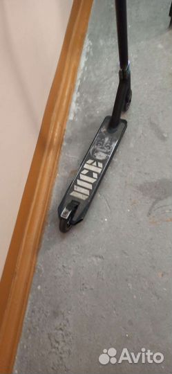 Самокат трюковой