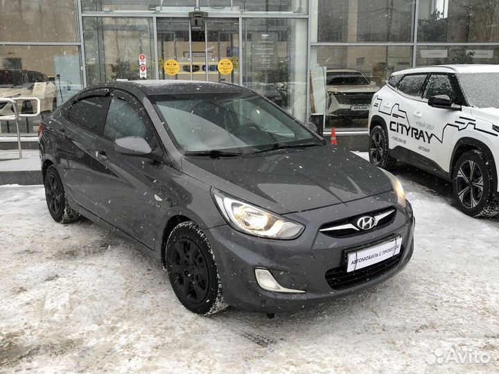 Hyundai Solaris 1.6 AT, 2012, 199 792 км