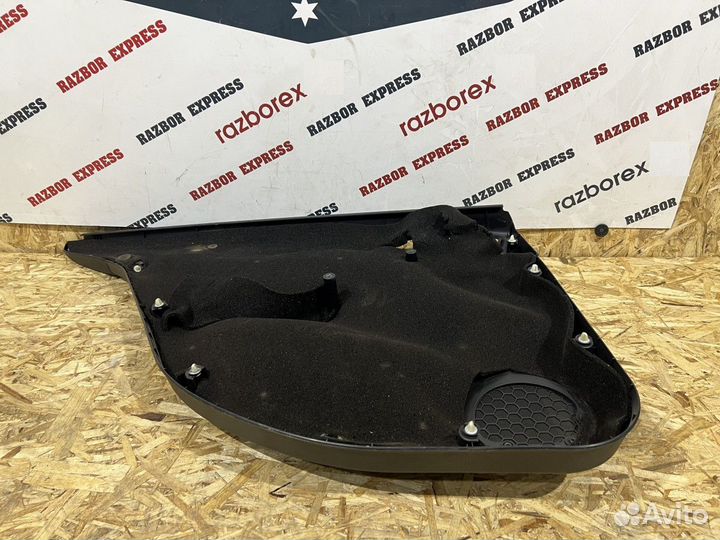 Обшивка двери задней правой Skoda Octavia A5 FL