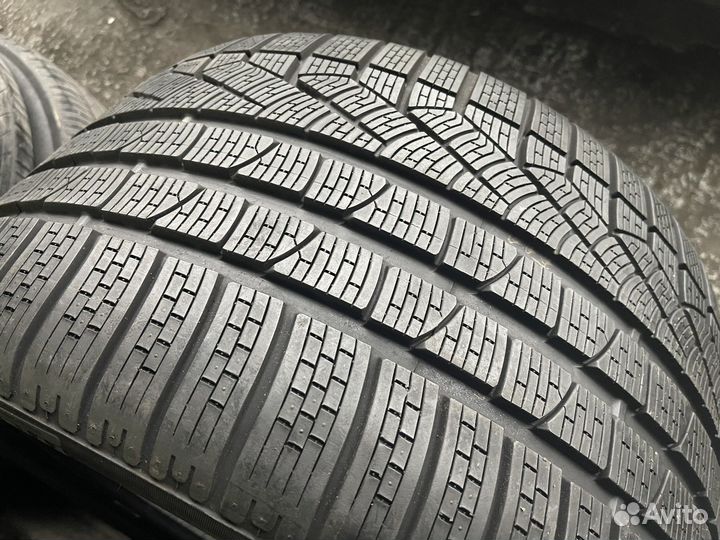 Pirelli Winter Sottozero 240 Serie II 255/35 R19 и 295/30 R19