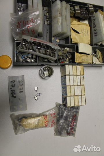 Запчасти снятые с радиоаппаратуры