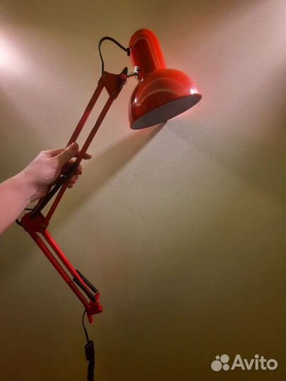 Лампа Настольная на струбцинном креплении