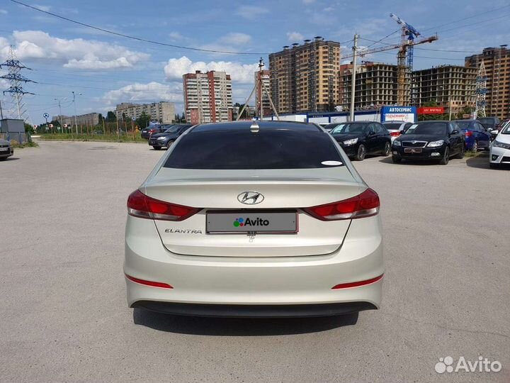 Hyundai Elantra 2.0 AT, 2016, 105 580 км