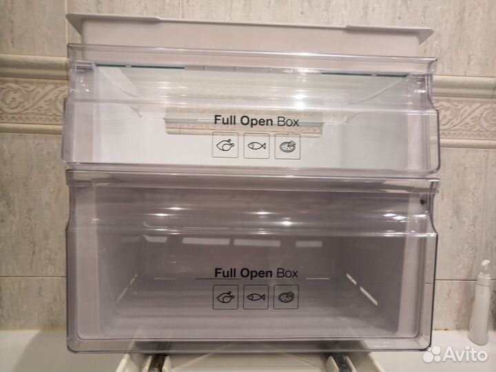 Ящики и полки для холодильника Samsung