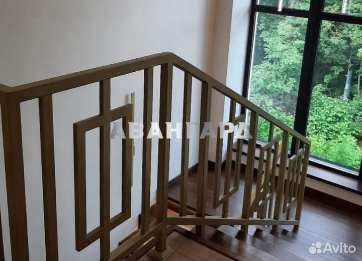 Металлический каркас лестницы