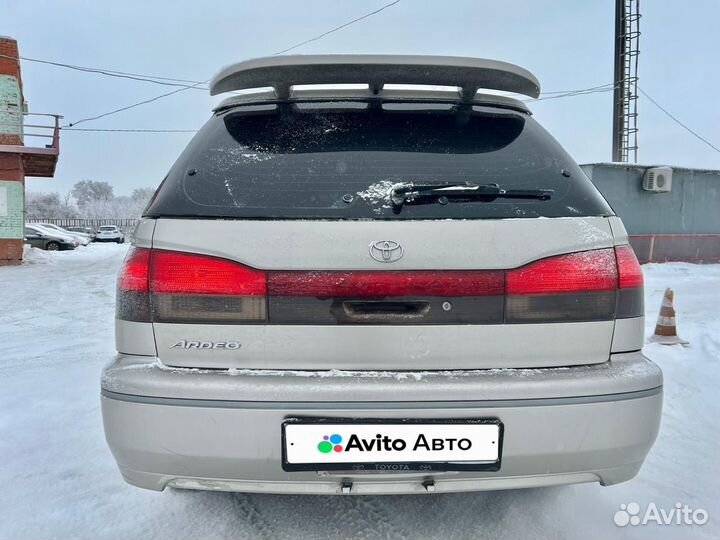 Toyota Vista Ardeo 2.0 AT, 1998, 230 000 км