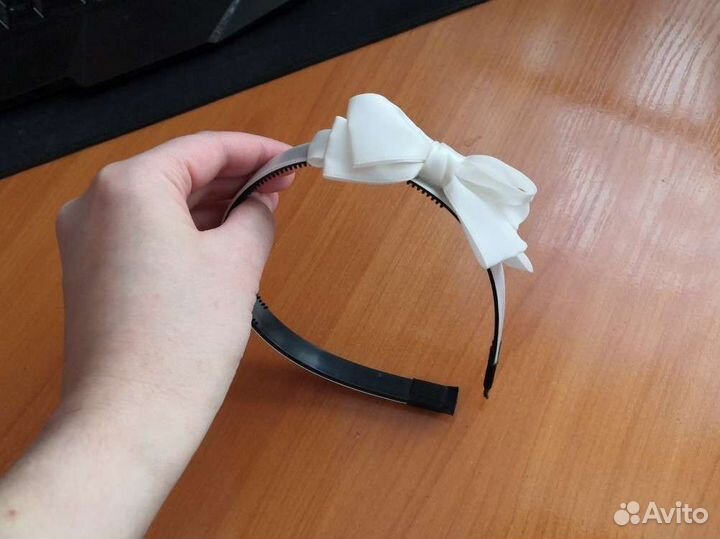 Ободок белый