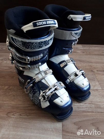 Лыжи горные и ботинки 