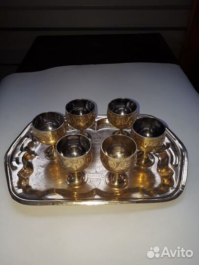 Набор рюмок с подносом латунь
