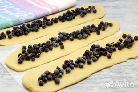 Ручная лепка Плетенка с Черной Смородиной домой