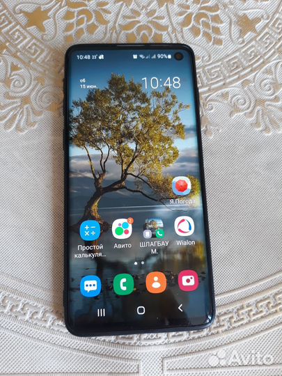 Samsung Galaxy S10, 8/128 ГБ