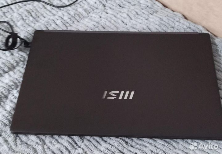 Ноутбук msi