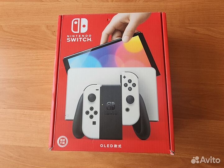 Игровая приставка Nintendo Switch Oled белая