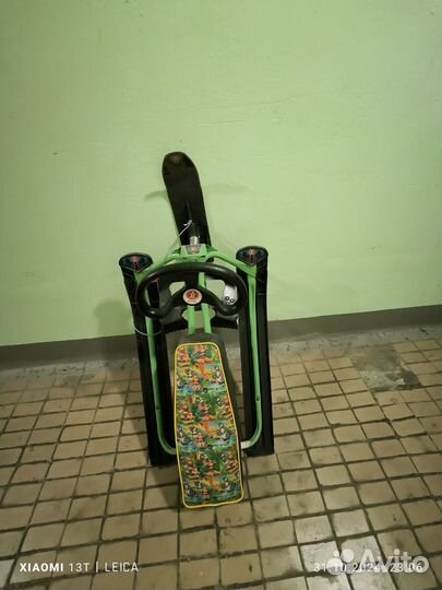 Детский снегокат бу