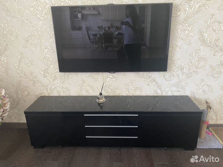 Тумба под телевизор IKEA